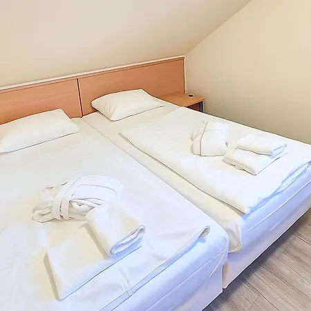 Duenenpark - Klassik Mit 1 Schlafzimmer Und Balkon Im Dachgeschoss 245 * 宾茨
